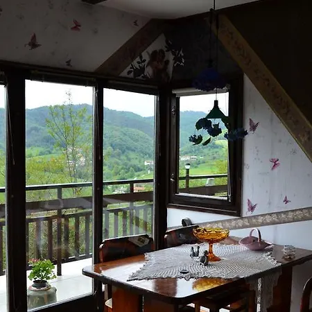 Adiart Guest house